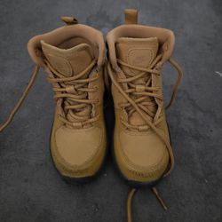 Kids Nike Boots 11C