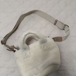 Small Cross Body Bag Universal Thread
