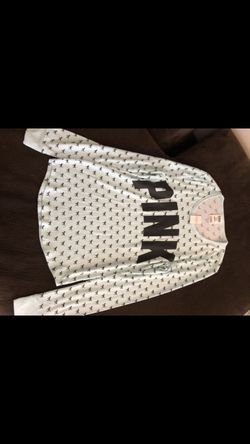 Vs pink size small