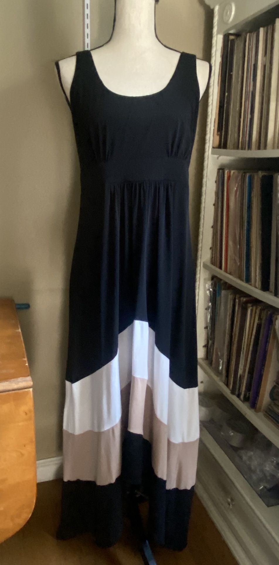 SANDRA DARREN Colorblock Stripe Black White Beige Sleeveless Dress sz 10 *READ