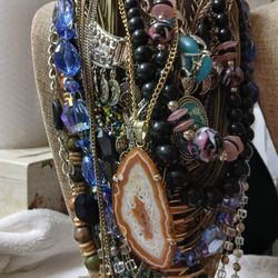 Necklace  Lot 