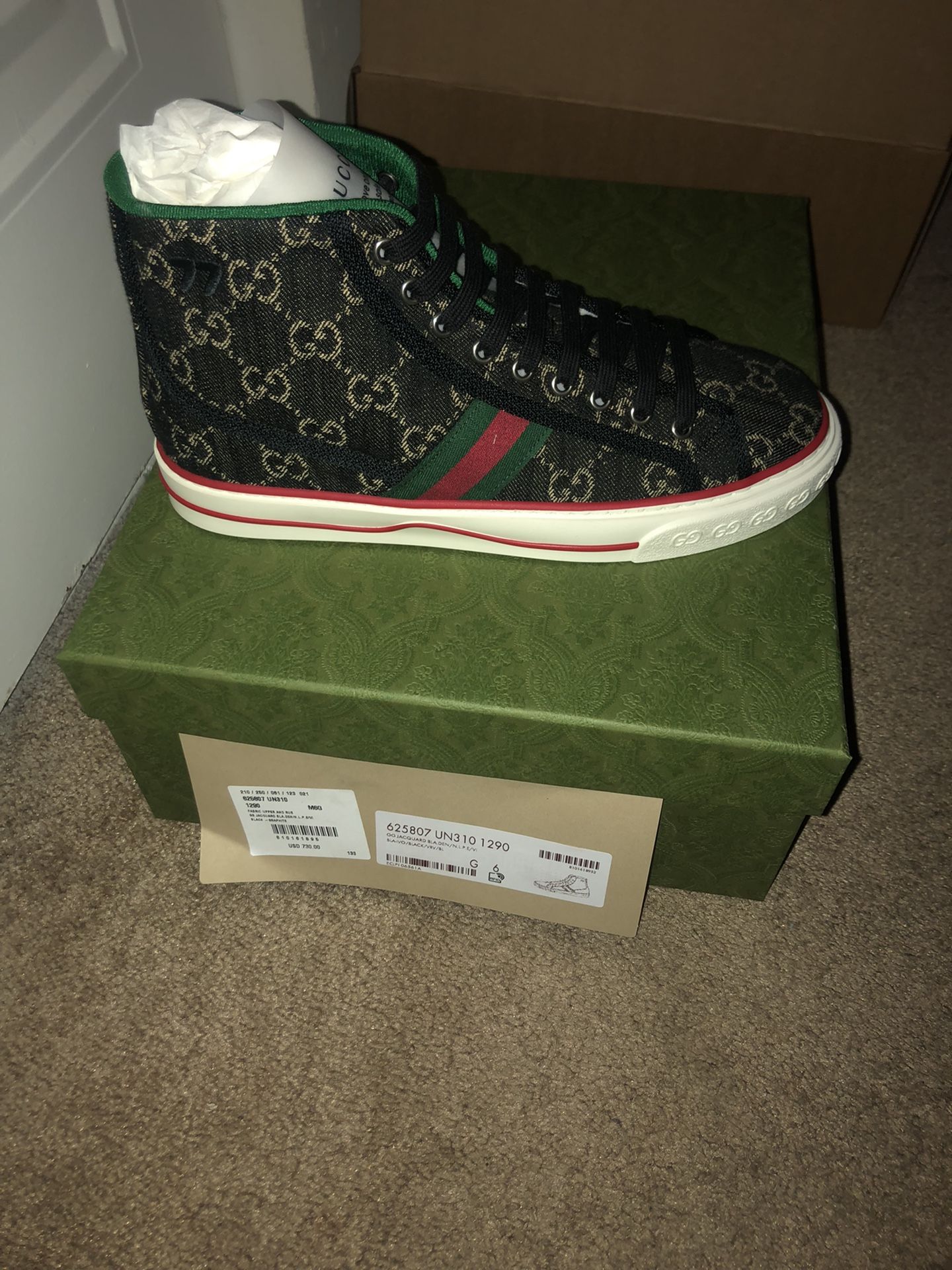 Gucci Sneakers Size 6