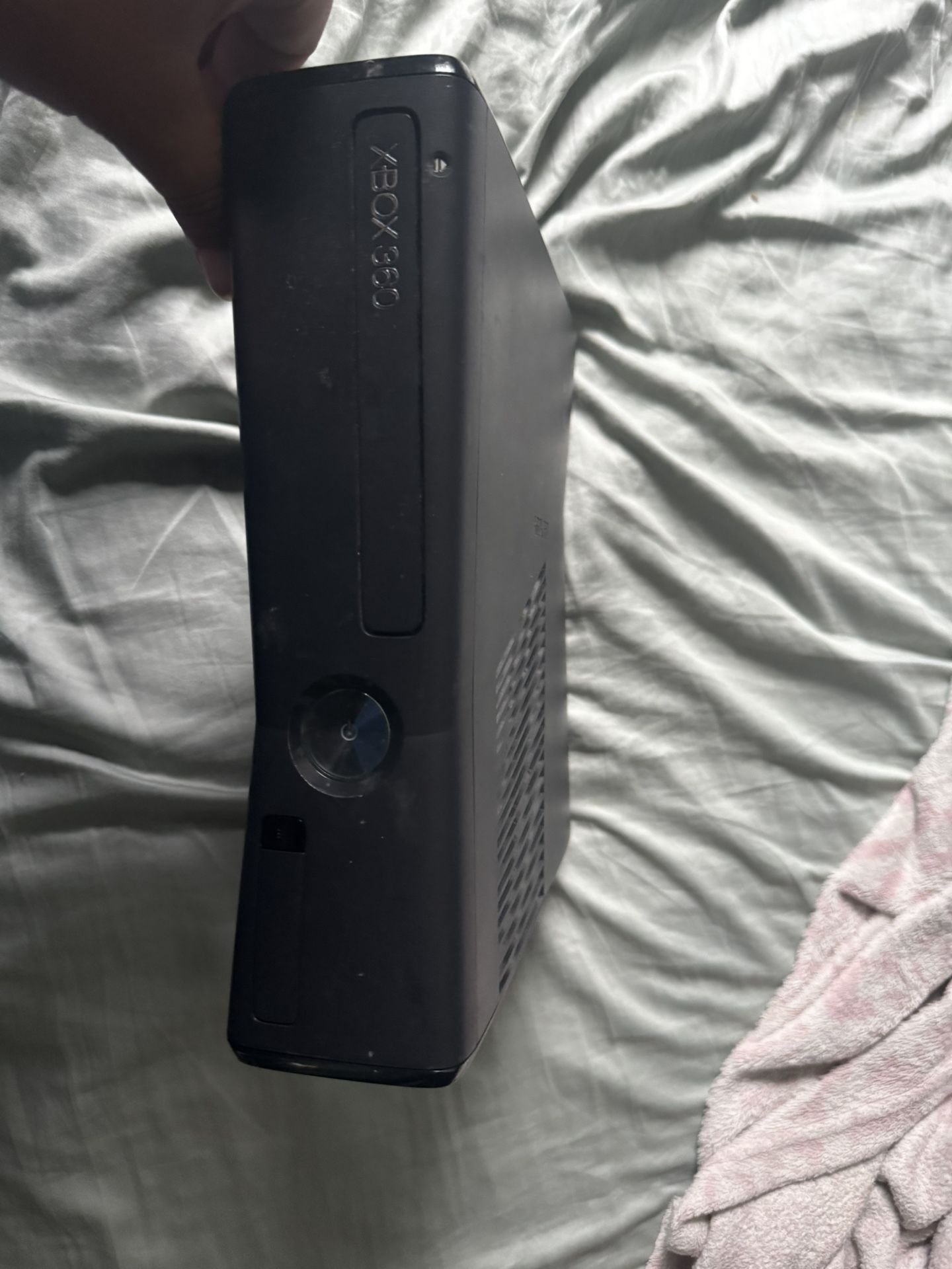 Xbox 360 With Multiple Controllers