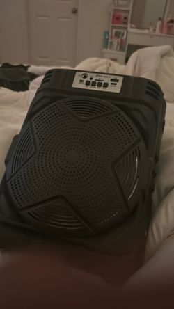 Singeee speaker