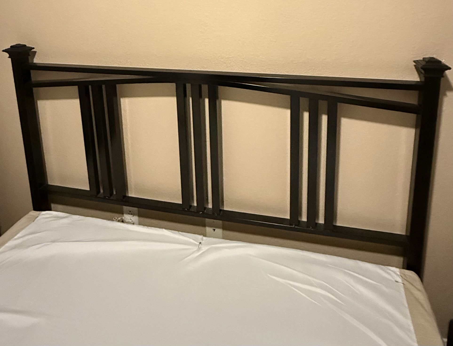 Queen Size Metal Headboard & Bed Frame