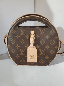 Louis Vuitton Around Me Bag