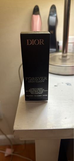 Dior Forever Skin Glow Foundation