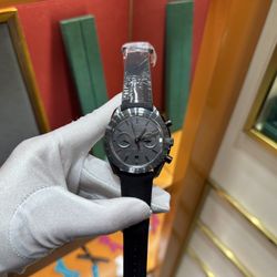 A classic men's mechanical watch