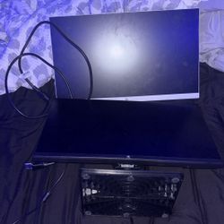 2 monitors, one of them is 120 , the other one had better graphics, 