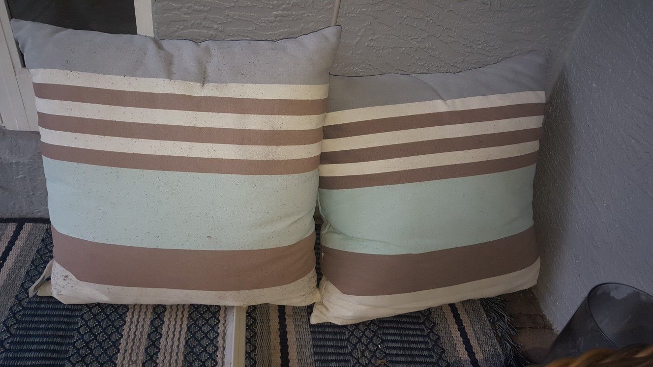 Potterybarn patio pillows