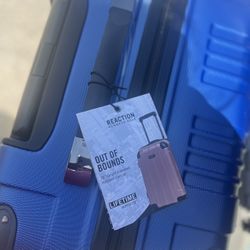 28 Inch Suitcase 