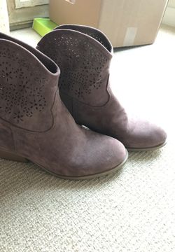 Booties size 8