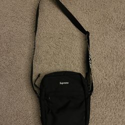 Supreme ss18 shoulder bag