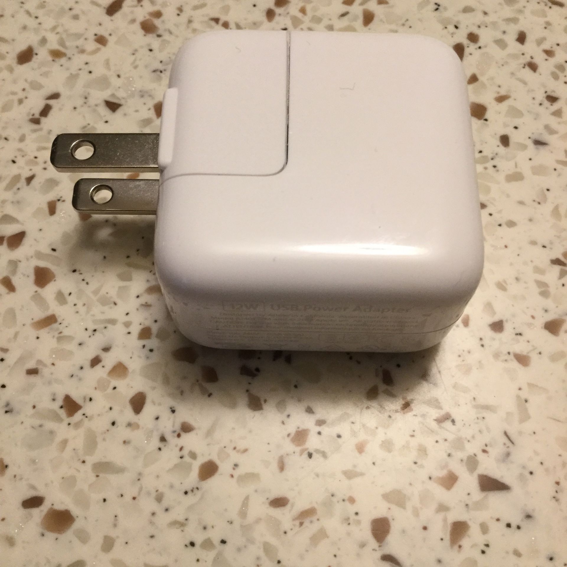 Apple 12W Power Adapter