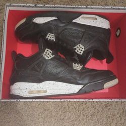 Authentic Black Oreo Jordan 4s 2015 Release. Please Read Full Description Pls And Thx