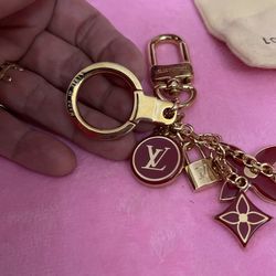LV Bag Charm for Sale in Downey, CA - OfferUp