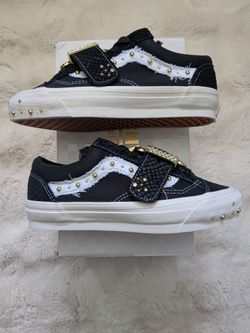 Vans Premium Old Skool 36 Metagirl Buckle Women's Size 7, Men's Size 5.5
