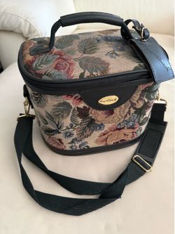 Vintage Gloria Vanderbilt Makeup bag luggage