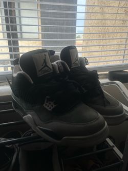 Jordan 4 retro fears