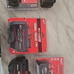 Milwaukee  Batterys 