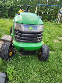 Riding lawn mower