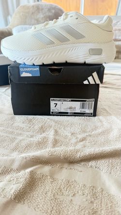 Adidas cloudfoam