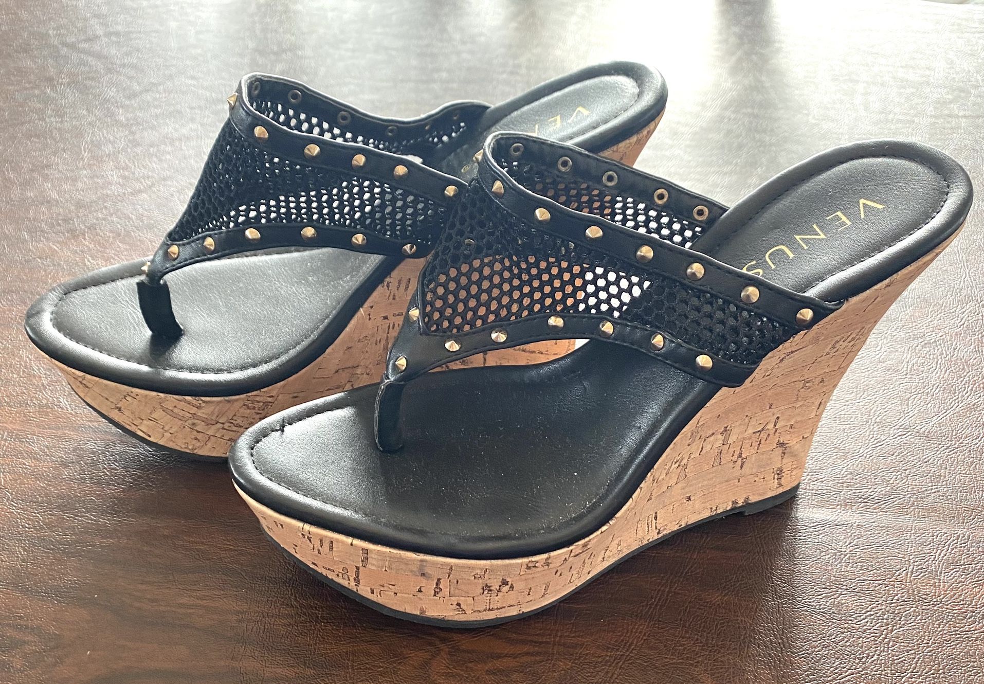 Womens Wedge Sandels