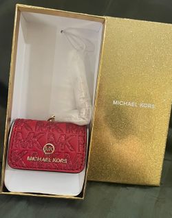 Michael Kors AirPods Case