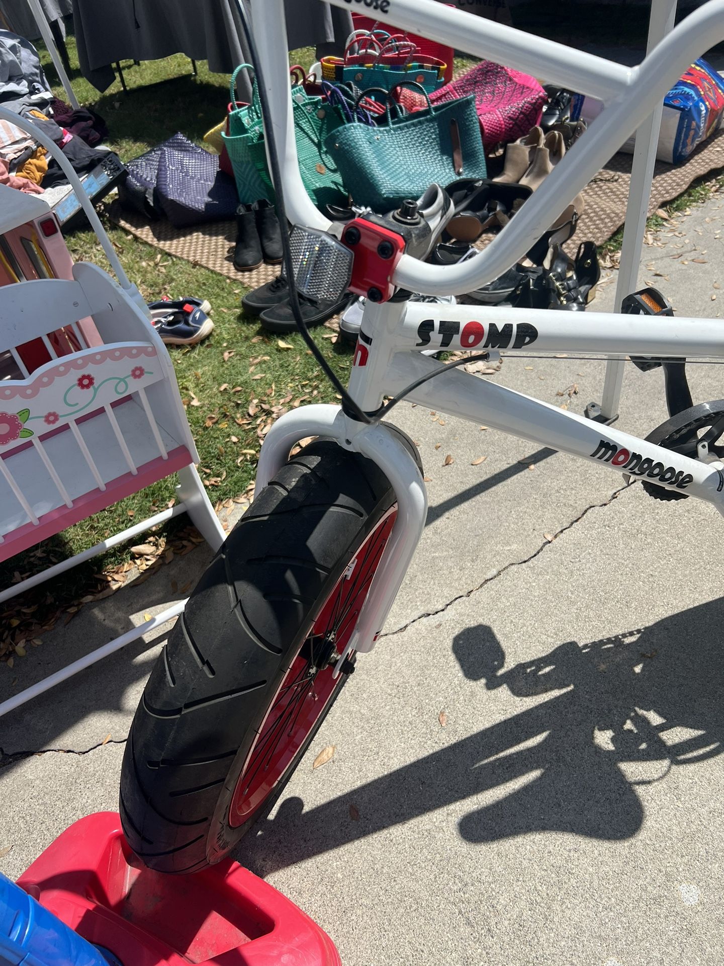 Mongoose stomp store bike