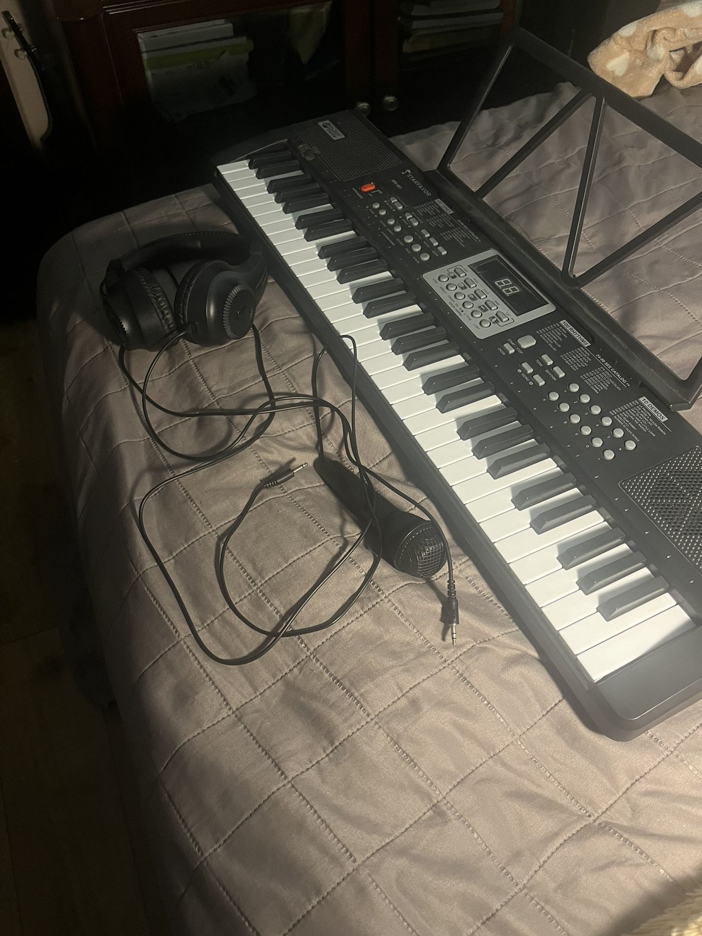 Battery Powered Keyboard