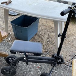 Knee Rover Scooter. 