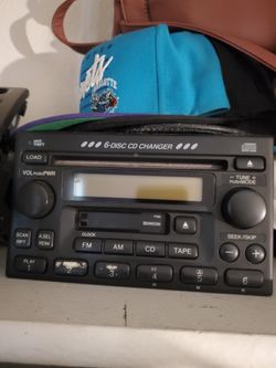 2002 - 2004 Honda CRV oem Radio