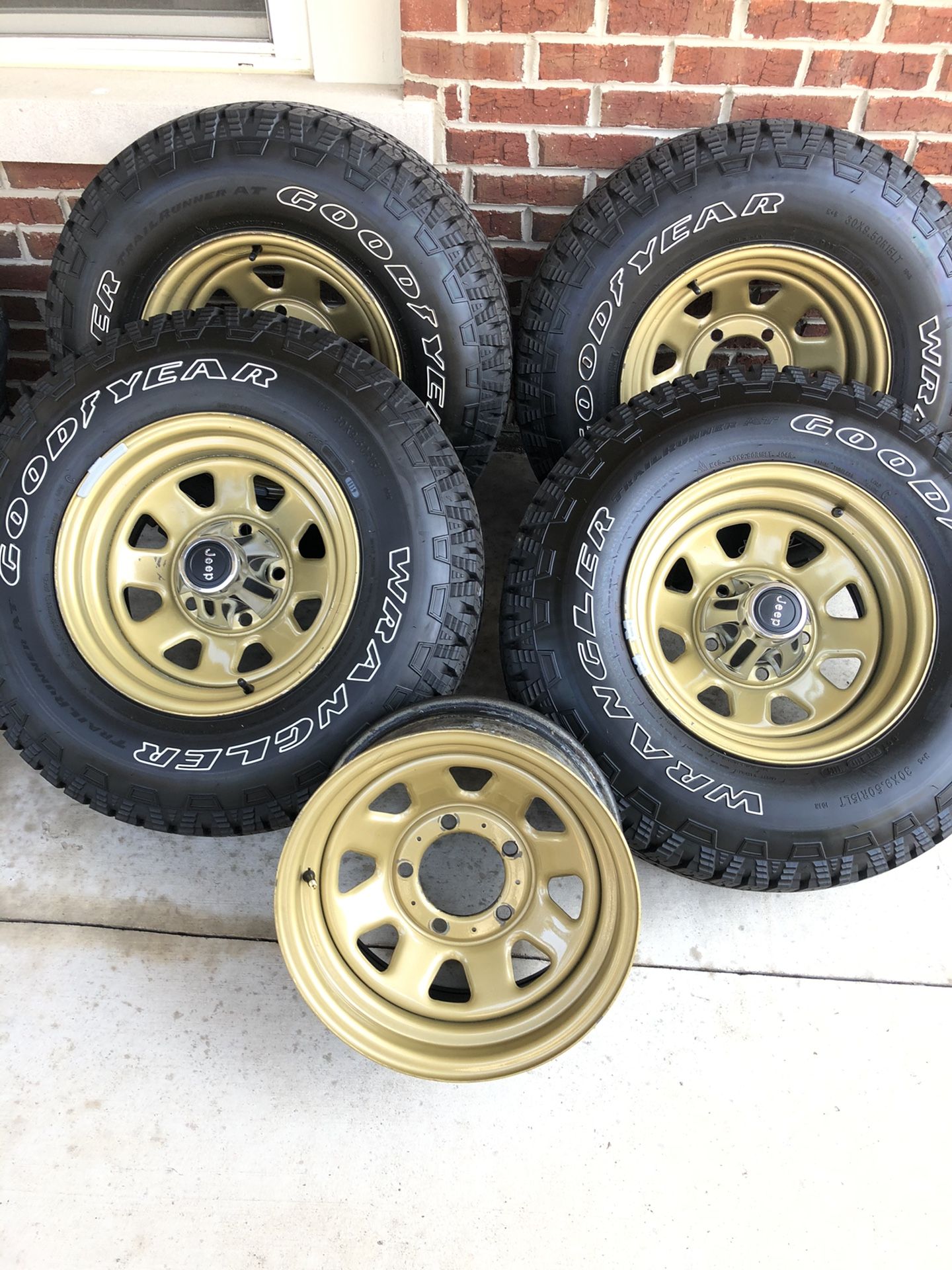 Genuine Jeep CJ Wagon Wheels & Tires, 15x8