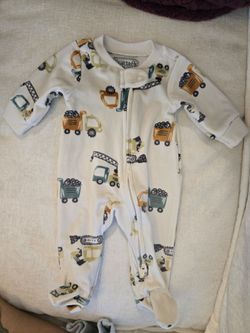 Preemie clothes