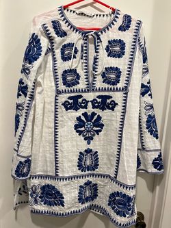 Cotton embroidered top. Size L