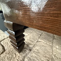 Hermosa base para Cama Queen de pura madera Asolo $135