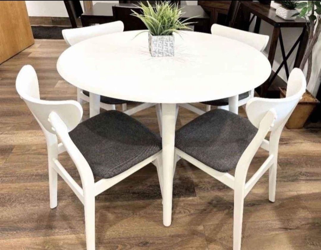 Beautiful 5 PC White Dining Set With Gray Fabric Seats (New)