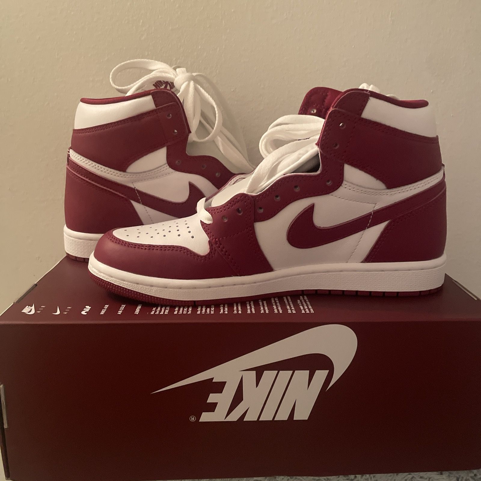 Jordan 1 Retro High OG | Size 8.5