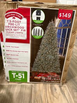 7.5 ft Christmas Tree