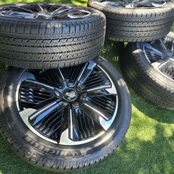 4 2026 CADILLAC ESCALADE IQ 24" WHEELS AND TIRES 8X165 $2800