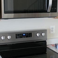 Brand New Kitchen Appliances Complete Whirlpool Kitchen 