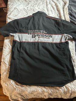 Harley-Davidson shirt