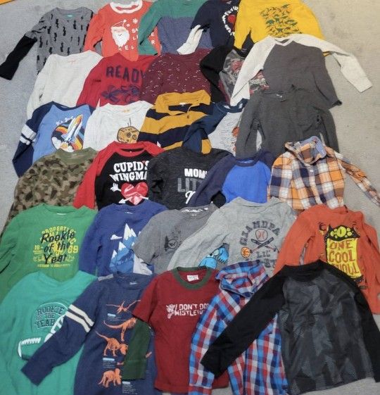 Huge Lot of Boys 5t Clothes