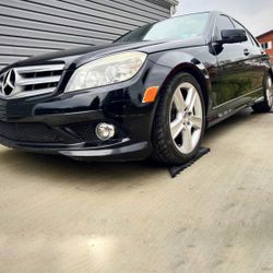 2010 Mercedes-Benz C-Class