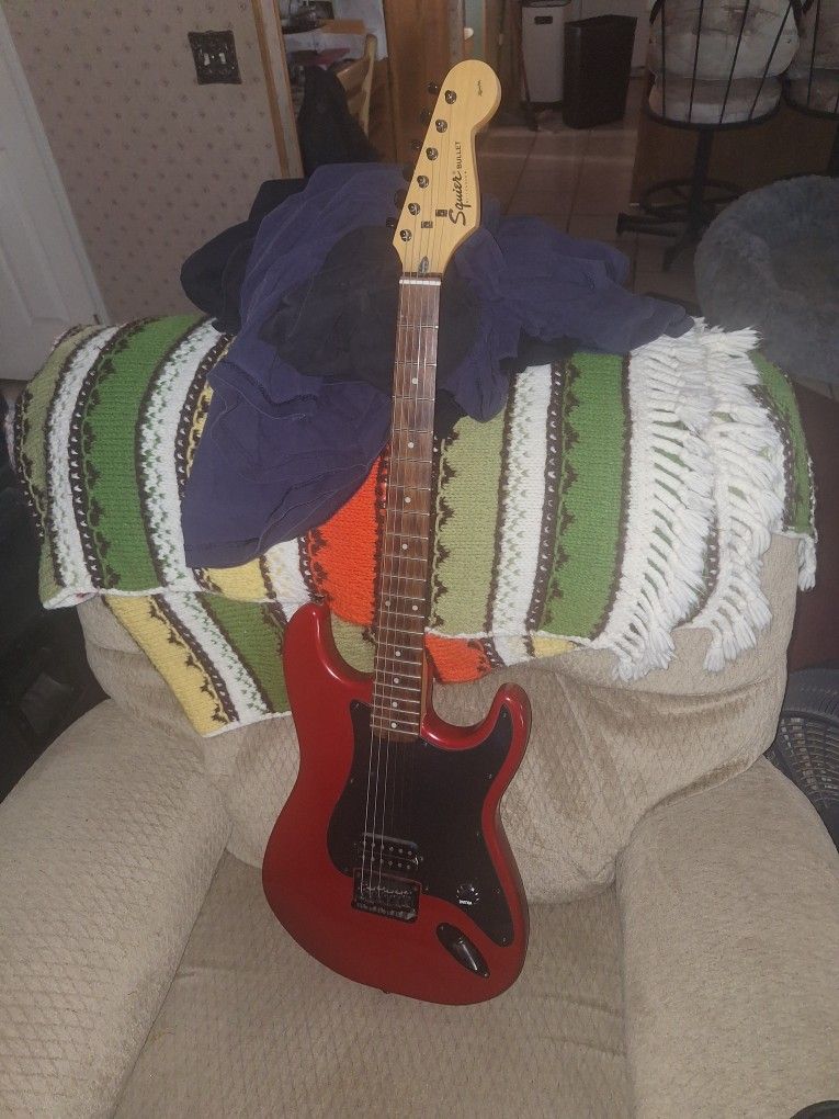 Fender Squire Bullet Guitar