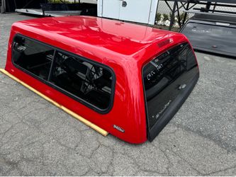 Chevy Silverado Snugtop camper shell 2014-18