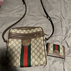 Gucci Crossbody Bag With Matching Wallet 