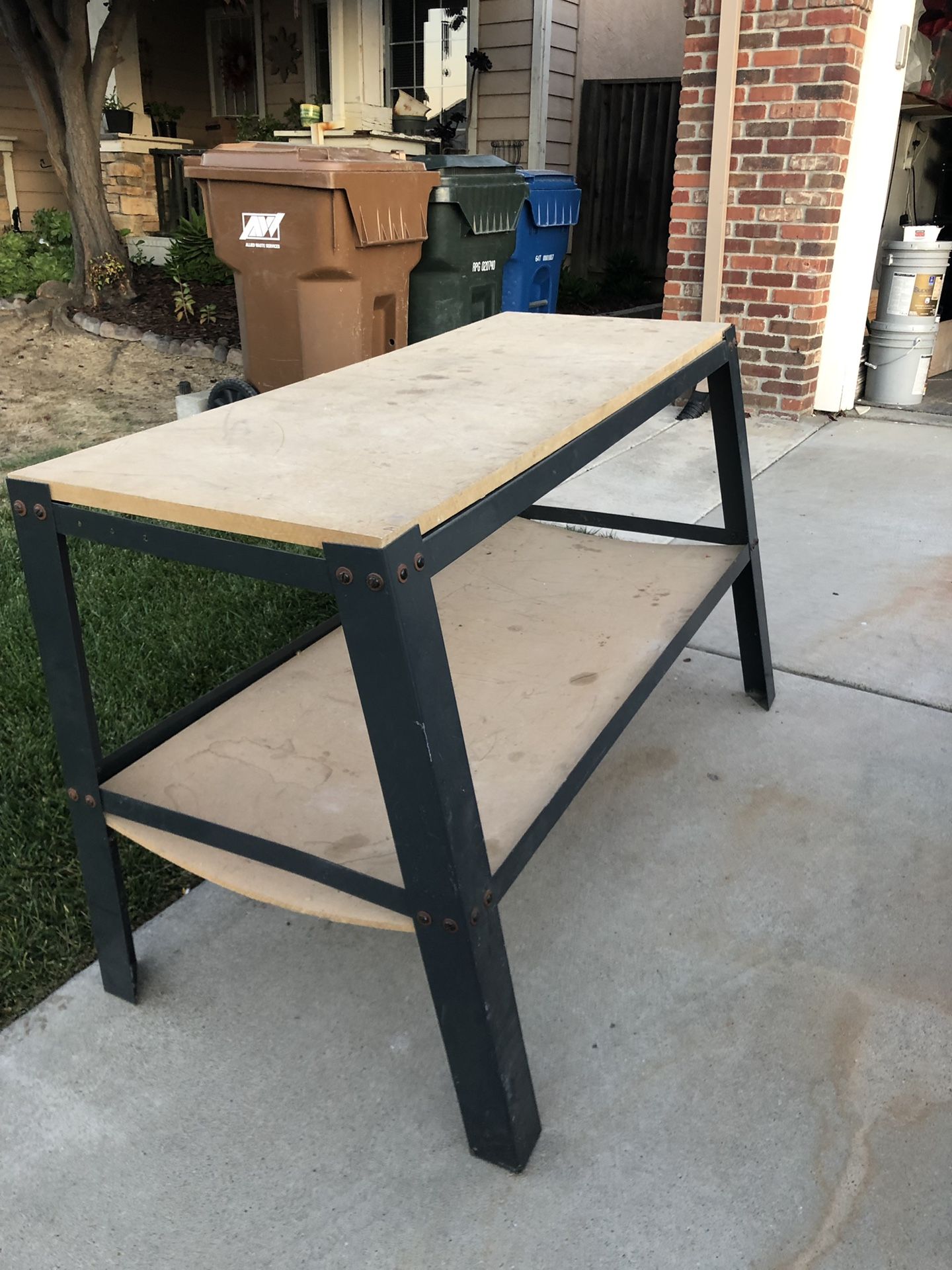 Work bench for garage for Sale in Bay Point, CA OfferUp