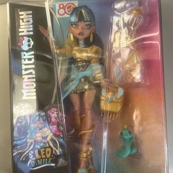 Monster High CLEO DeNILE 12” Fashion Doll w/Accessories & Pet Hissette NEW.