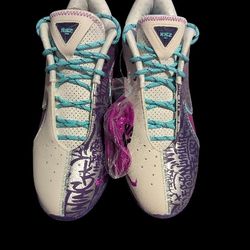 Nike LeBron 22 Frozen Grapes Basketball Shoes 